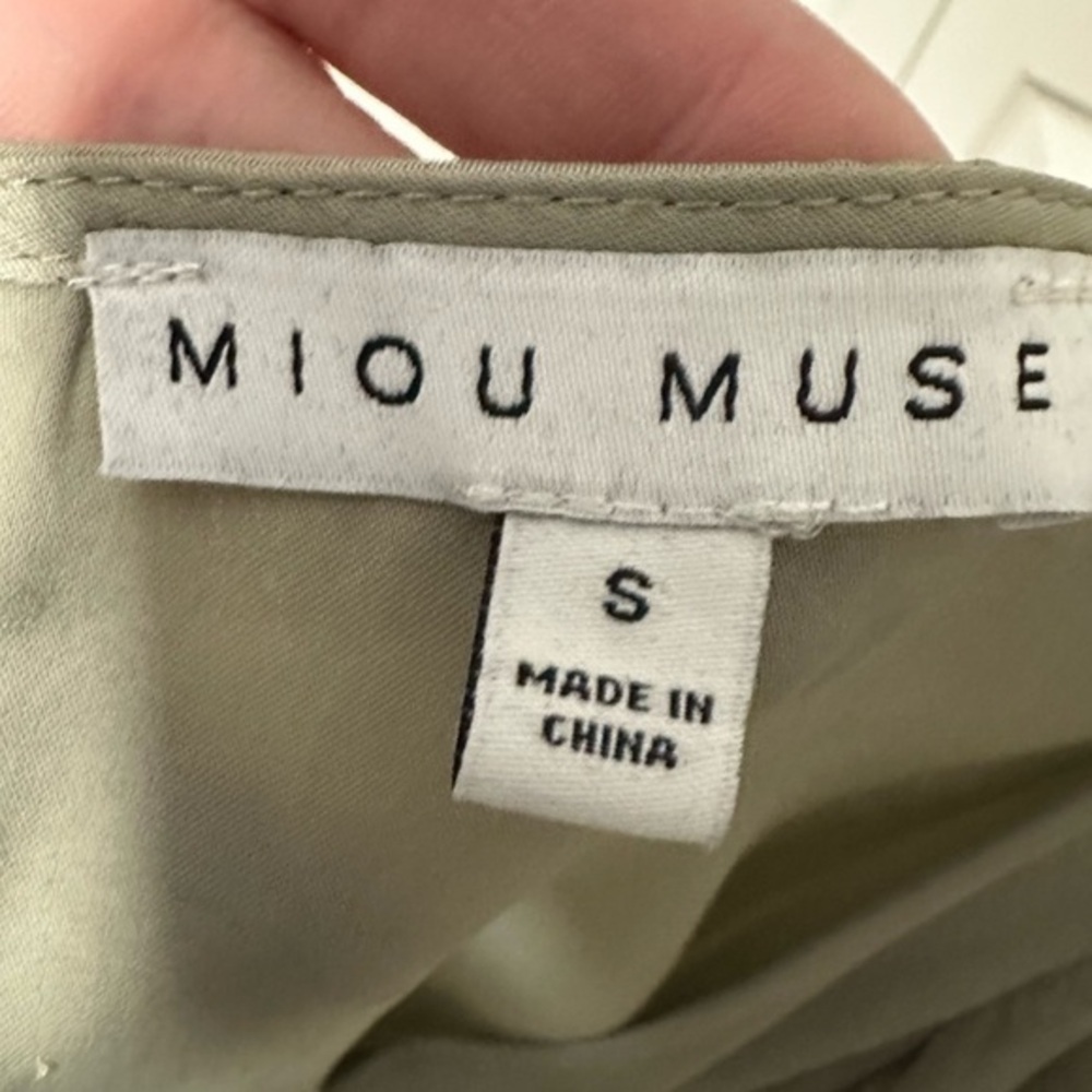 Miou Muse Cropped Peplum Blouse Top in Sage Size Small VGUC - Picture 4 of 6
